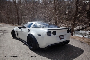 LOMA® GT2 wide body on a Corvette Z06